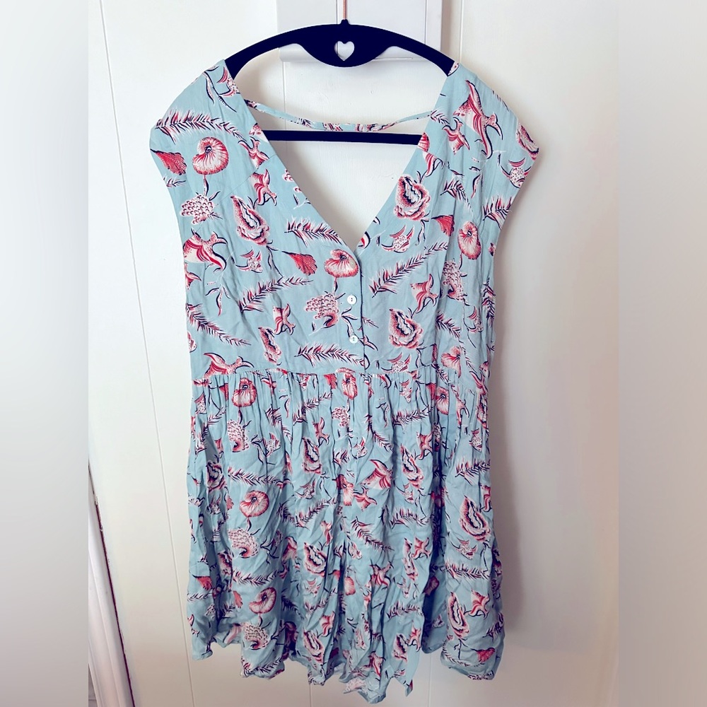 Forever 21 Seashell Dress. Size Small
